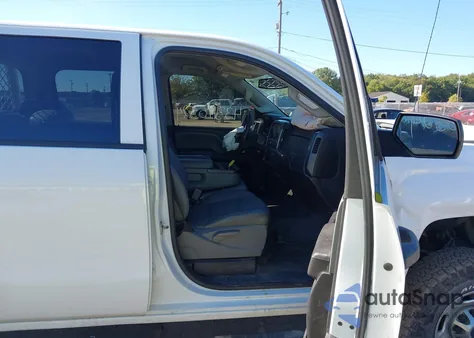 2018 Chevrolet Silverado 2500Hd Wt from USA, damaged, VIN 1GC1KUEG9JF267616